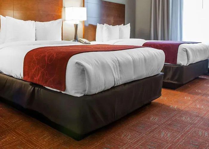 Comfort Suites Farmington