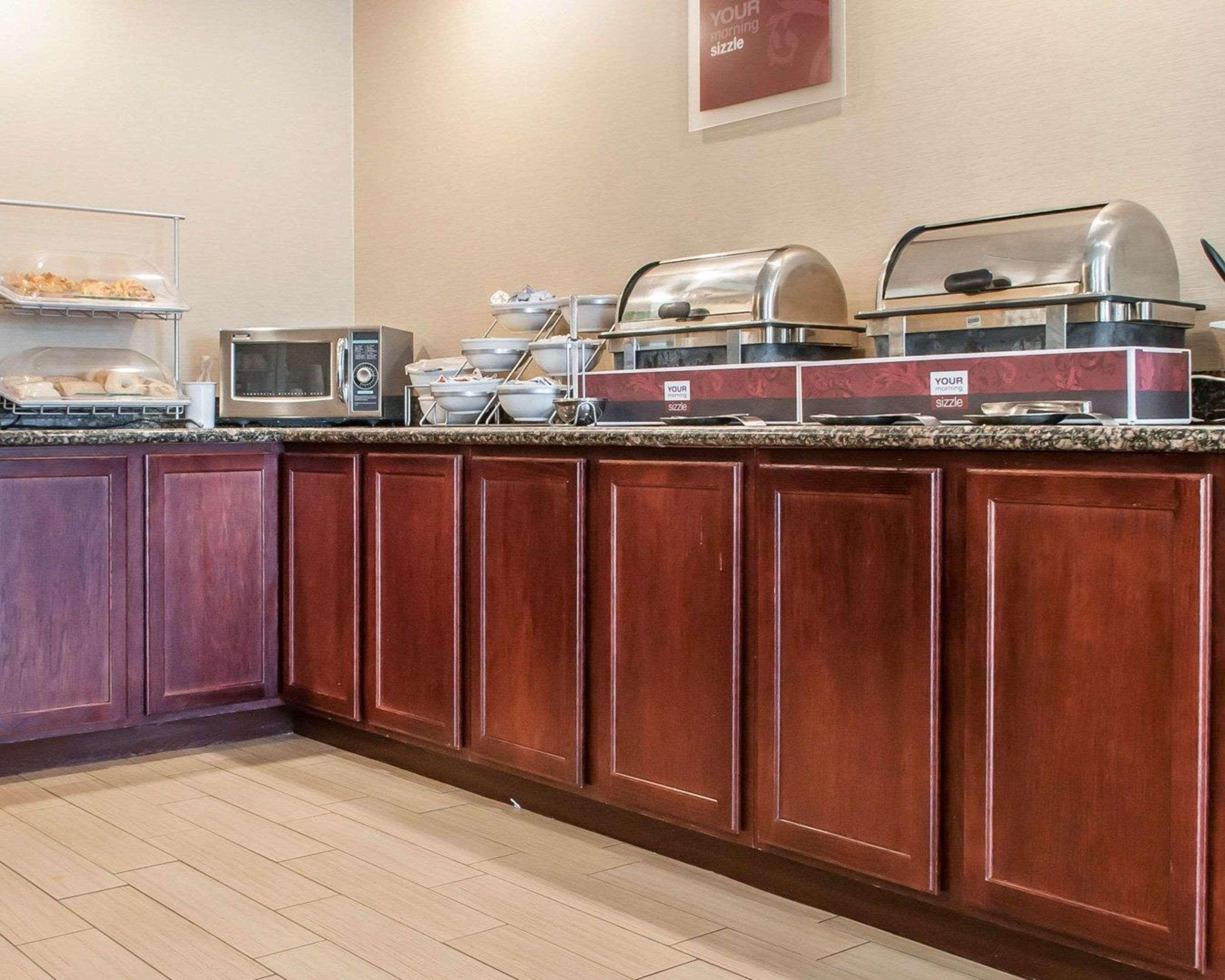 Comfort Hotel Farmington