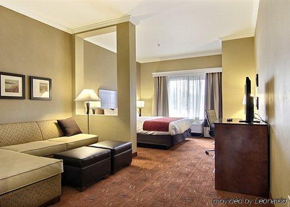 Comfort 3* Farmington