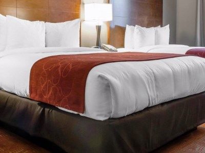 Comfort Hotel Farmington