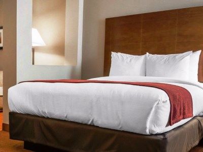 Comfort 3* Farmington